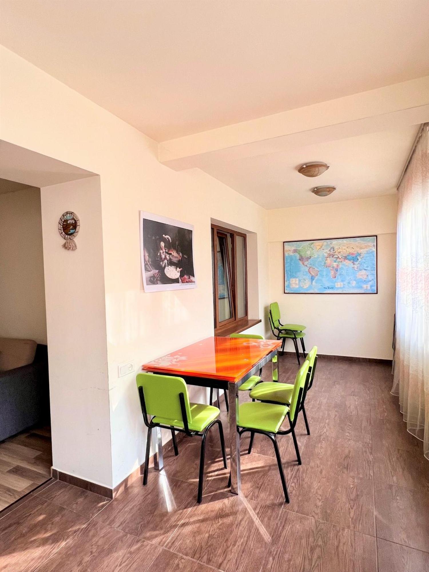 Vernisaj apt at Republic Square&Ruben tours Erevan Exterior foto